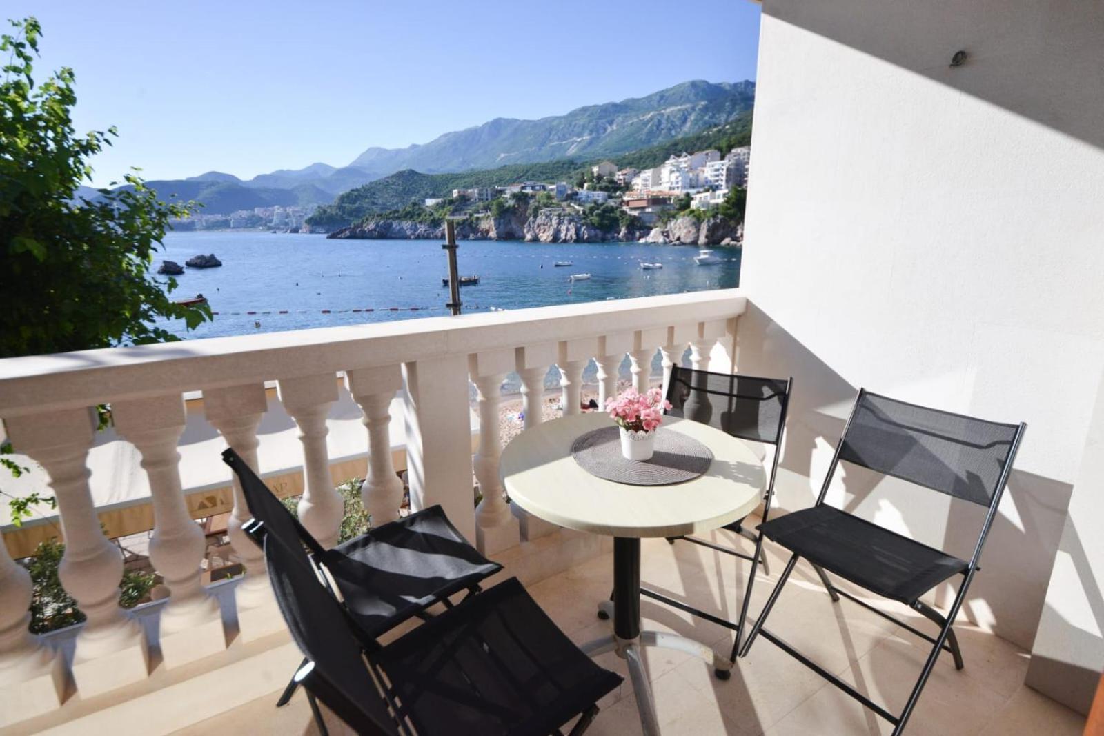 Przno Luxury Apartments Sveti Stefan Esterno foto
