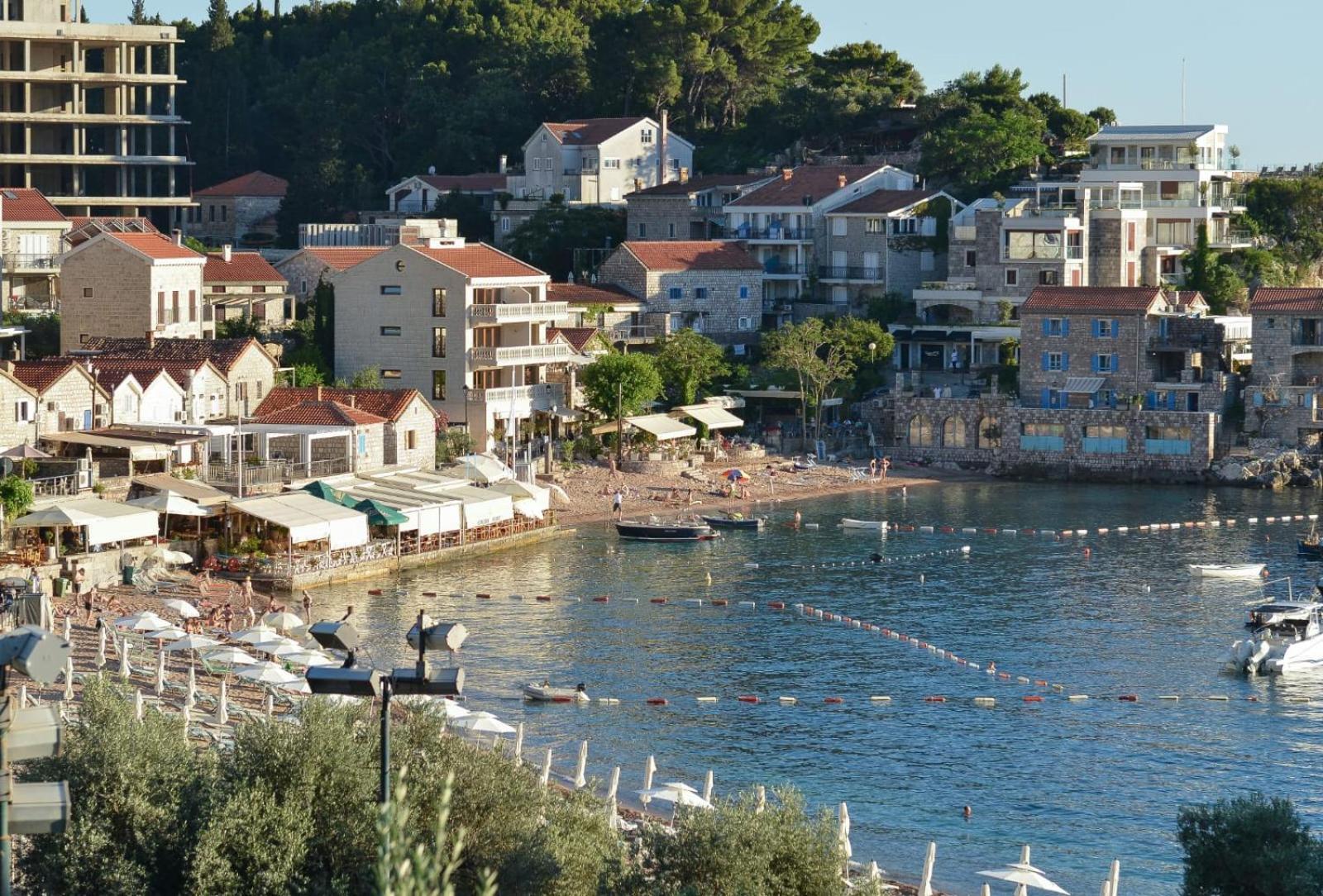 Przno Luxury Apartments Sveti Stefan Esterno foto
