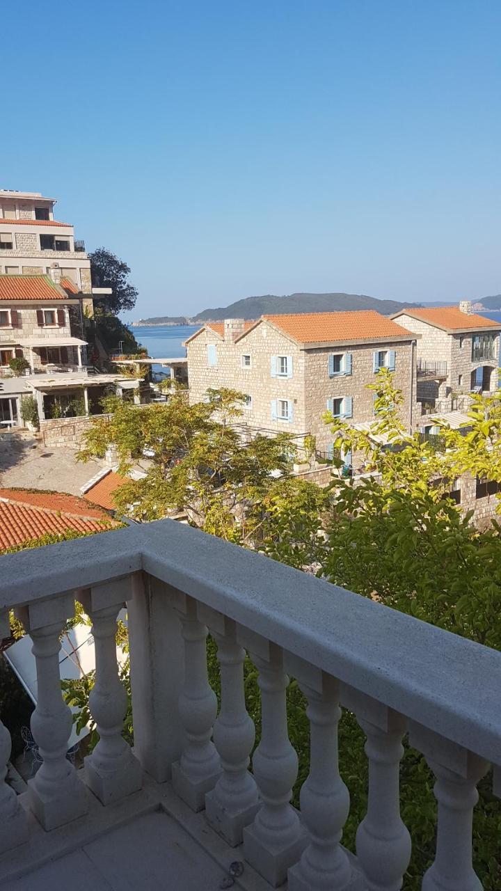 Przno Luxury Apartments Sveti Stefan Esterno foto